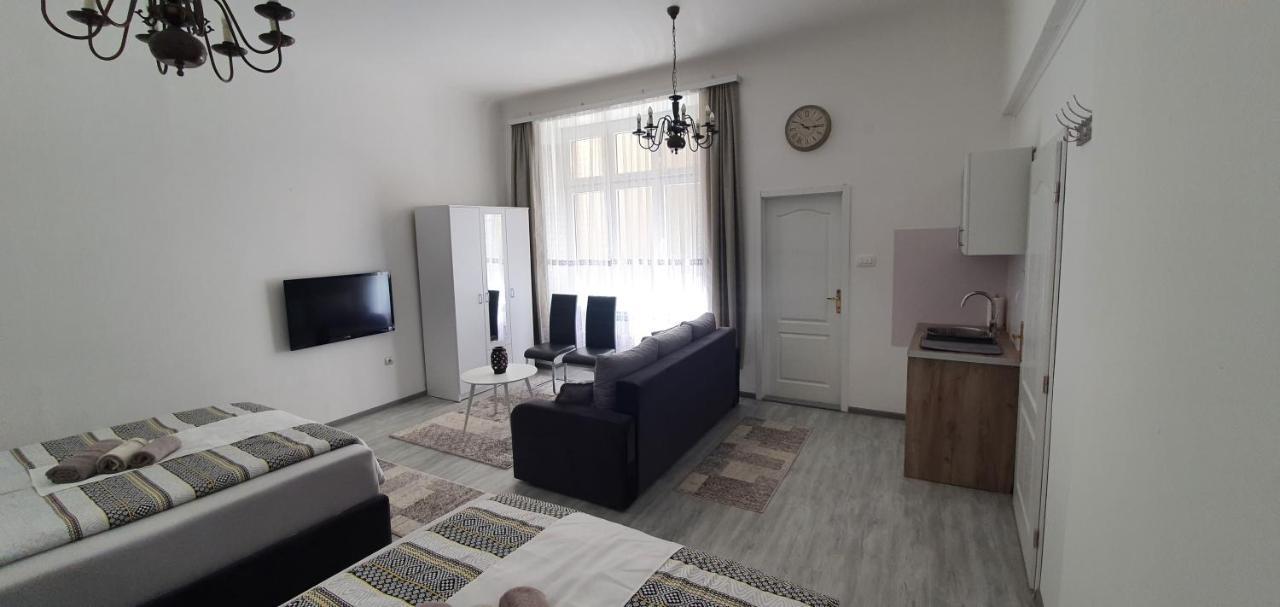 Ferhadija A&E Apartment Szarajevó Kültér fotó