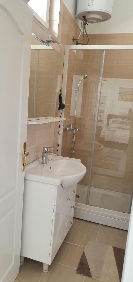 Ferhadija A&E Apartment Szarajevó Kültér fotó